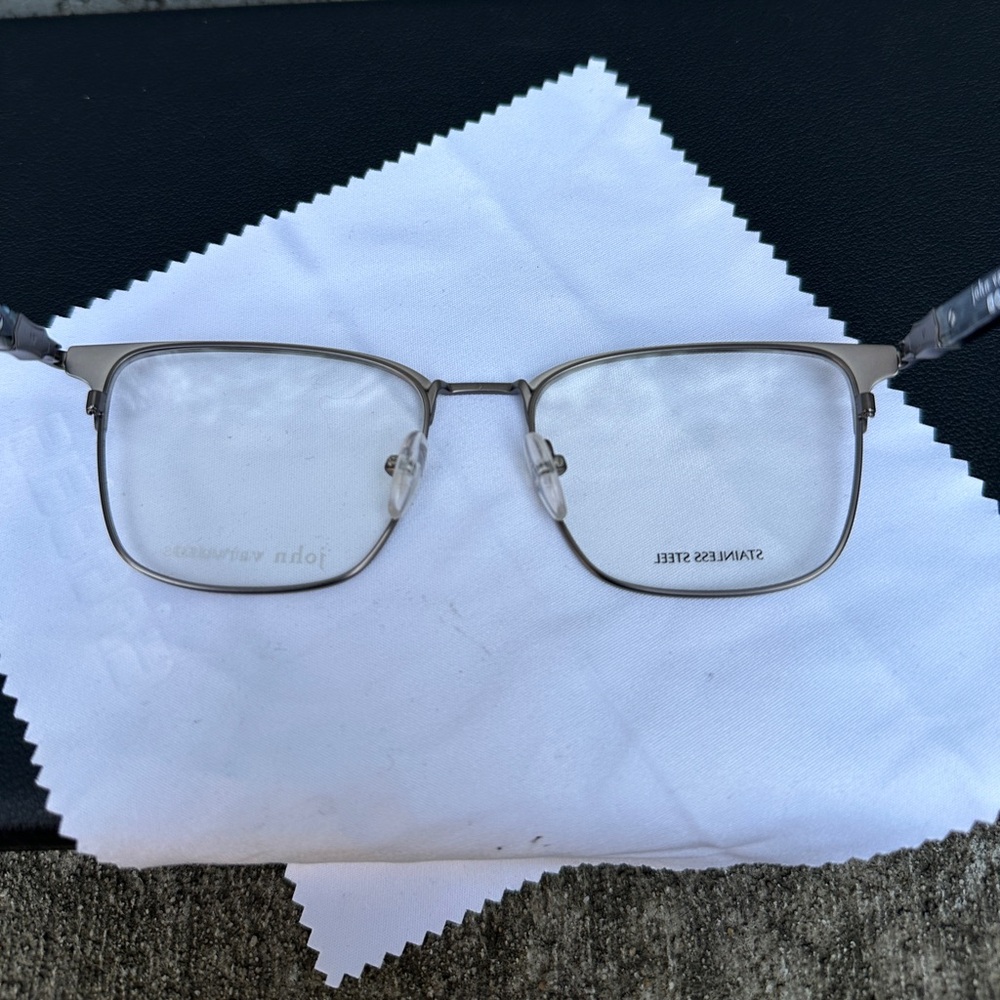 John Varvatos VJV189 52-18-145 Gunmetal Turtle Glasses - Picture 2 of 9